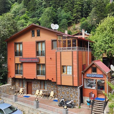 Trend Suite Hotel 乌宗 外观 照片